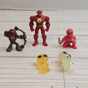 Batman Mighty Mini Series 1 The Flash GI Joe Zartan Red Ninja 2 Plastic Aliens